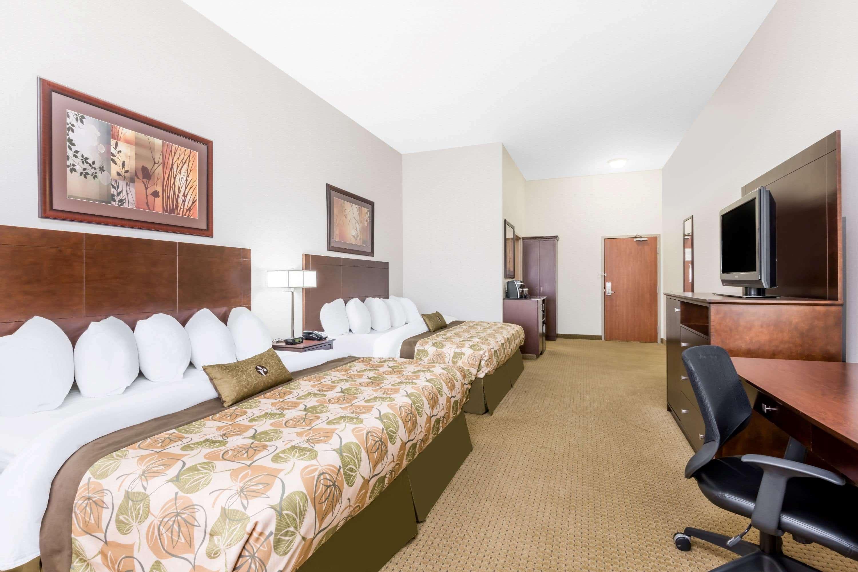 Ramada By Wyndham Olds Hotel Exterior photo